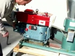 Kanatlı Yem Pelet Yapımı İçin Dizel Motor Hayvan Yemi Pelet Değirmeni