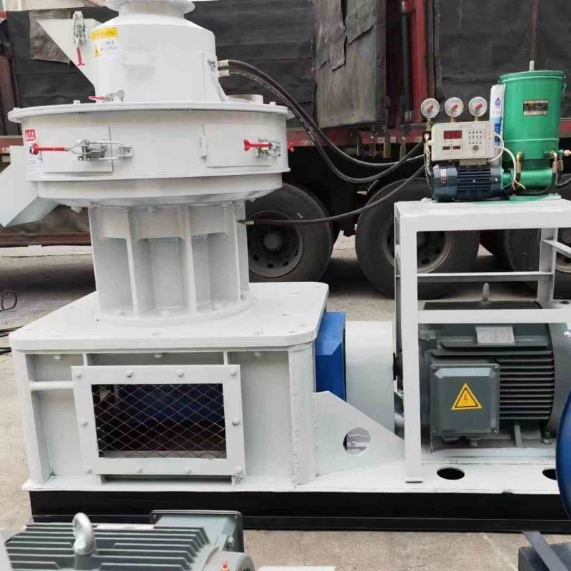 0,5 - 10 TPH Kapasiteli Ahşap Pelet Üretim Hattı 6mm-12mm Biyokütle Üretim Hattı
