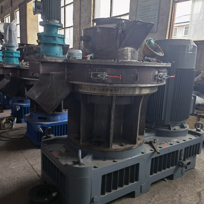4-12mm Ahşap Pellet Mill Makine 0.8-4t/h Kapasite ve 380V Voltaj