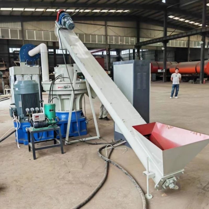 1-4T / H Otomatik Ahşap Pelet Değirmeni Ahşap Yakıt Halkalı Kalıp Besleme Pelet Makinesi