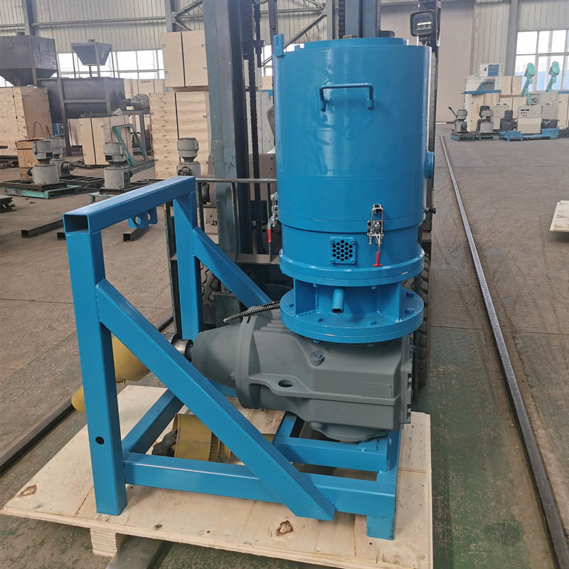 Ahşap Yem Pelet Üretimi İçin Dizel Motor PTO Pelet Değirmeni 8mm Pto Pelet Makinesi