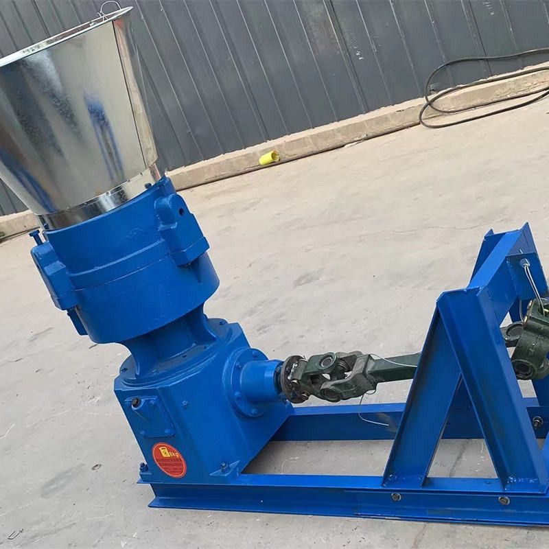 2/3 Makaralı PTO Ahşap Pelet Değirmeni Dizel Motor 80dB Gürültü PTO Pelet Makinesi