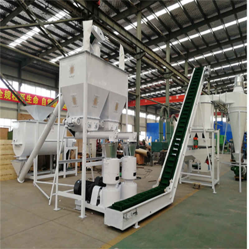 SGS Yem Pellet Üretim Hatı Hayvanlar 500-1000kg/H 17*5*5.5m