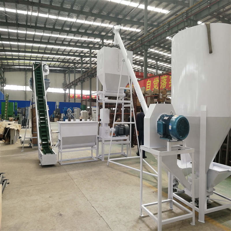 Hayvan yemleri pellet üretim hattı 500-1000kg/h 62KW 17*5*5.5m