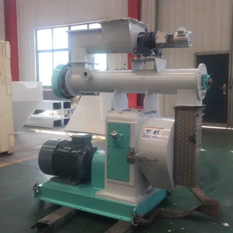 1-1.5 T/H Besin Pellet Maker Ring Die Horizontal Granulator In Feed Mills Farms And Breeding Industries (Bırakma ve yetiştirme endüstrilerinde besin pellet üreticisi)