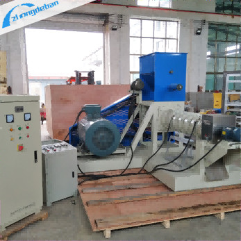 1800-2000 Kg/H Evcil hayvan ve yüzen balık yemleri üretimi için vida besleme ekstrüder makinesi