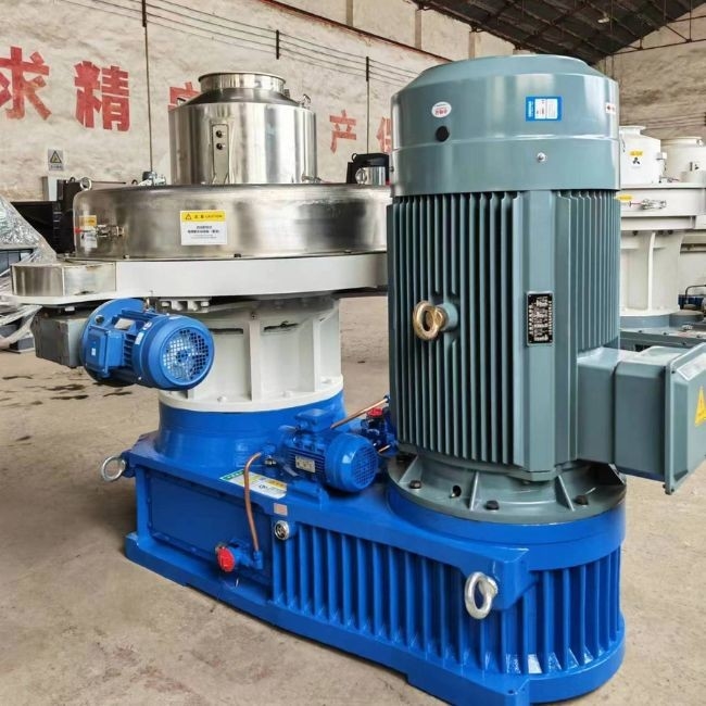 Yüksek Kullanım Hızı Biyokütle Pellet Makinesi Büyük Kapasiteli Yanma için Ahşap Pellet Makinesi