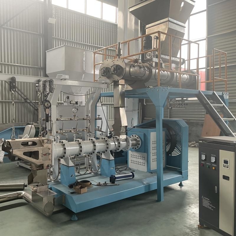 Tek Çift vida Tilapia Besin Ekstrüder Makinesi Yüzen Balık Besin Üretim Hatı CE Sertifikalı