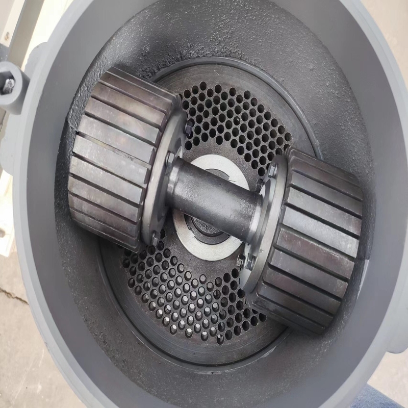 Kolay Çalışma Besin Pellet Makinesi 800-1200kg/h Hayvan Besini Yapma Makinesi Yüksek Üretimlilik Gıda Pellet Mühürü
