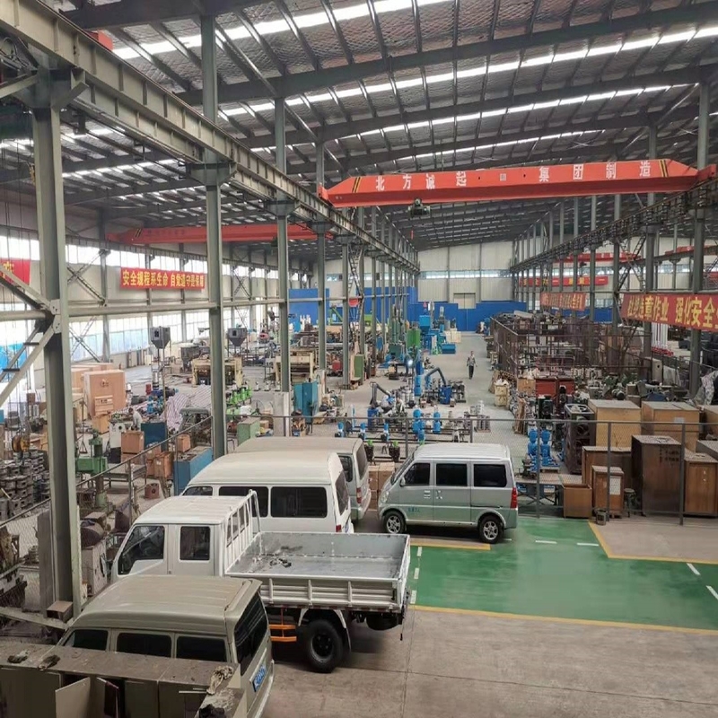 Küçük Ölçekli Yem Pellet Yapma Makinesi 4KW Motor Elektrikli Tipi Hayvan Yemleri Mühennesi