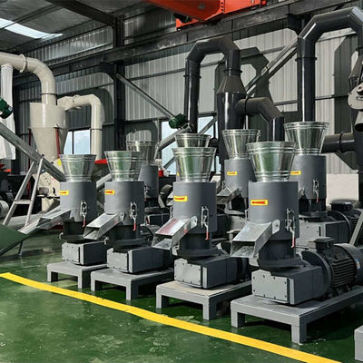 Ahşap Kasa CE'de Özelleştirilebilir 800kg / H Ahşap Pelet Değirmeni Makinesi