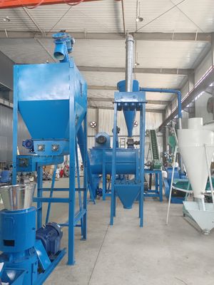 Mühendis rehberi kuruluşu ve 380V / 50Hz / 3 fazlı güç kaynağı ile özelleştirilebilir hayvan yemleri peletize hattı